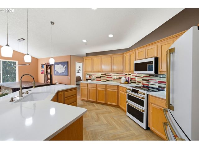 7222 EASTWOOD Ct Se, Turner, OR 97392
