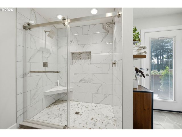 7222 EASTWOOD Ct Se, Turner, OR 97392