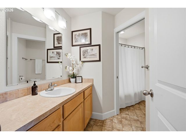 7222 EASTWOOD Ct Se, Turner, OR 97392