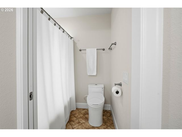 7222 EASTWOOD Ct Se, Turner, OR 97392