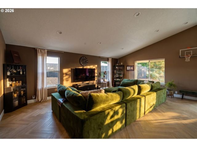 7222 EASTWOOD Ct Se, Turner, OR 97392