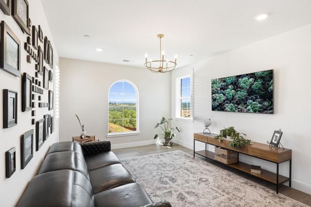 7090 Benevento Dr, El Dorado Hills, CA 95762