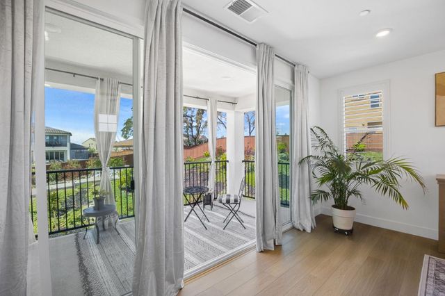 7090 Benevento Dr, El Dorado Hills, CA 95762