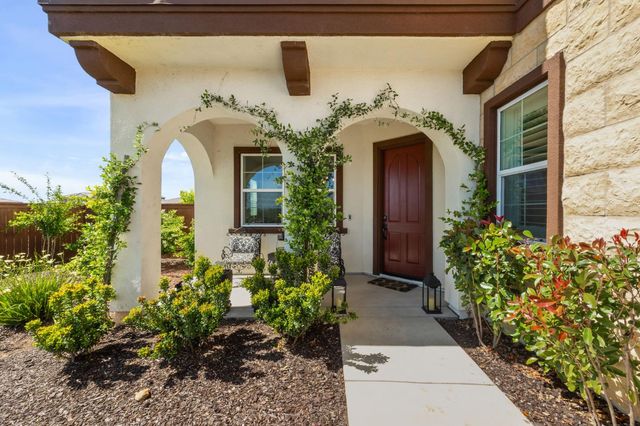 7090 Benevento Dr, El Dorado Hills, CA 95762