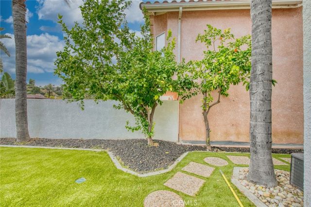 3717 Calle Joaquin, Calabasas, CA 91302