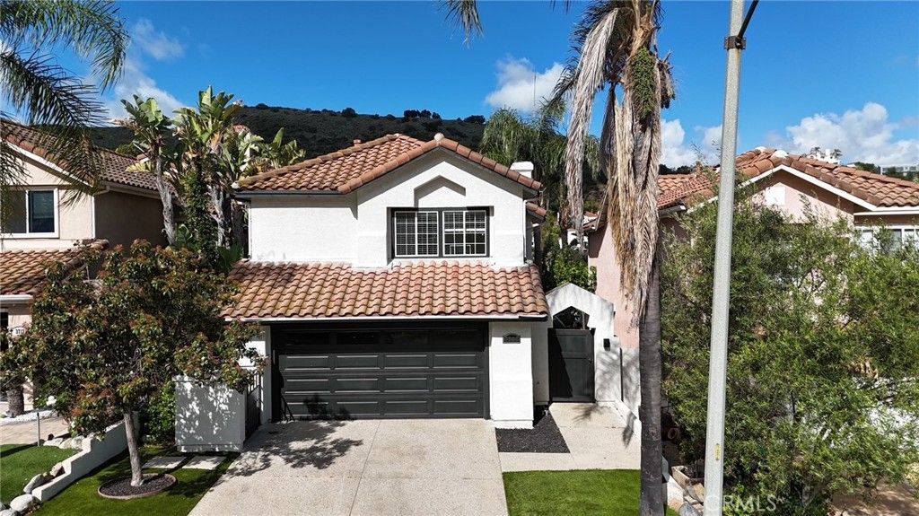 3717 Calle Joaquin, Calabasas, CA 91302