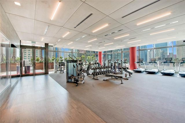 1080 Brickell Ave 1504, Miami, FL 33131