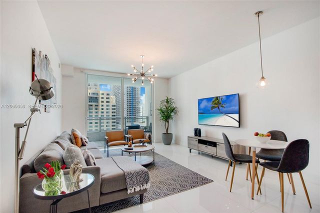 1080 Brickell Ave 1504, Miami, FL 33131