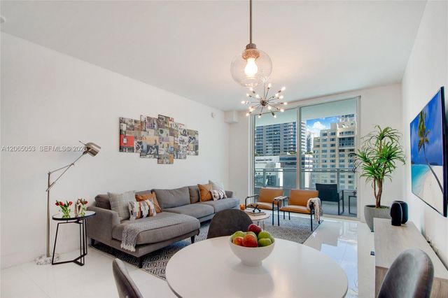 1080 Brickell Ave 1504, Miami, FL 33131