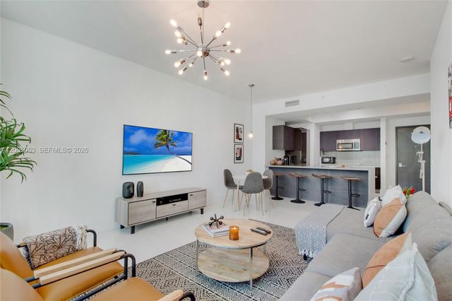 1080 Brickell Ave 1504, Miami, FL 33131