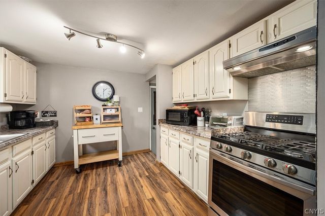 129 Seward Avenue, Utica, NY 13502