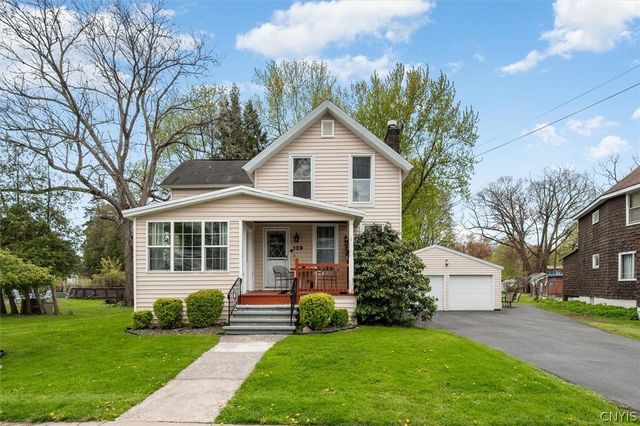 129 Seward Avenue, Utica, NY 13502