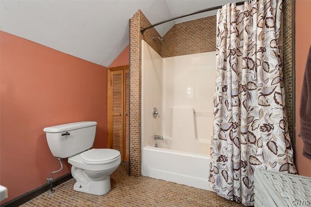 129 Seward Avenue, Utica, NY 13502