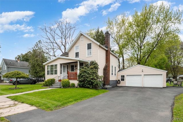 129 Seward Avenue, Utica, NY 13502