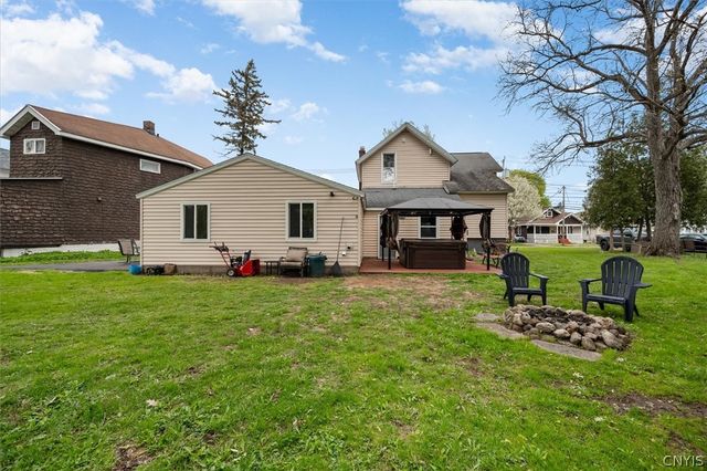 129 Seward Avenue, Utica, NY 13502