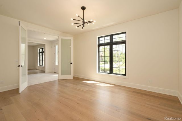 3836 Coachwood Lane, Rochester Hills, MI 48309
