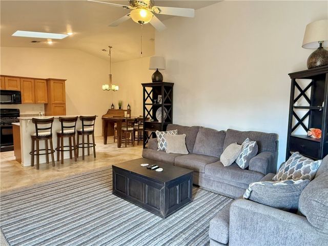 695 Vista Grande Drive, Kingman, AZ 86409