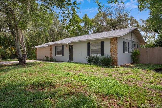 63 N Croft Avenue, Inverness, FL 34453