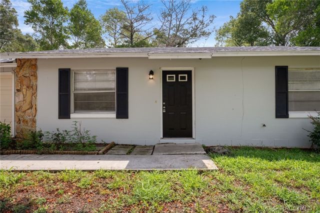 63 N Croft Avenue, Inverness, FL 34453