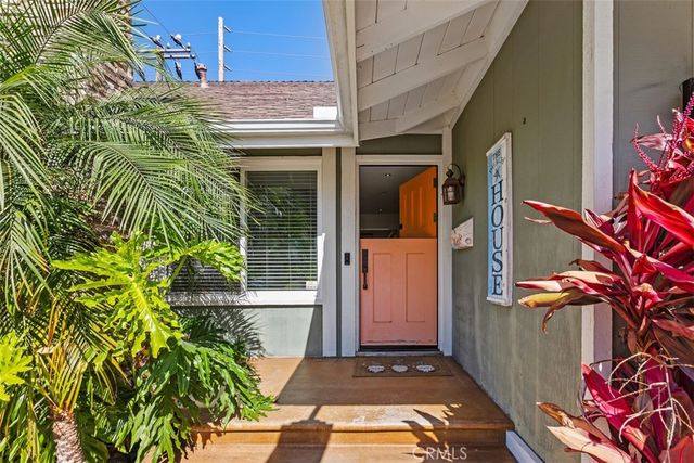 9301 Neolani, Huntington Beach, CA 92646