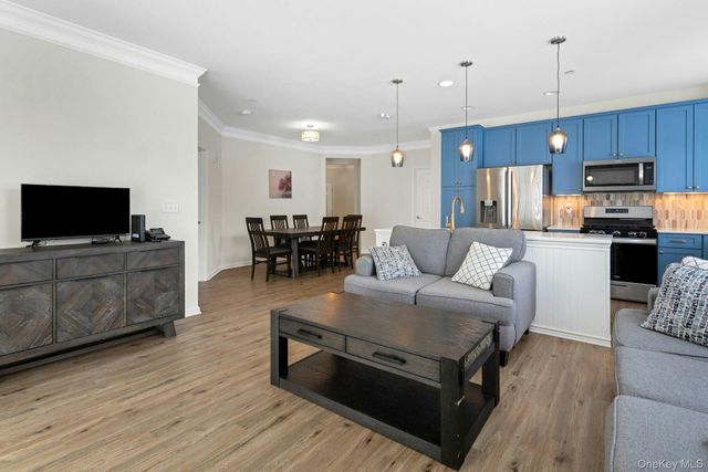 2004 Bennington Drive, Fishkill, NY 12524