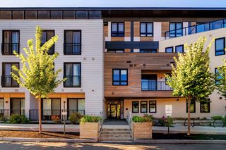 97 Elmwood Street 110, Cambridge, MA 02140