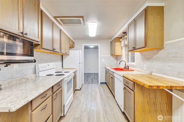 10915 Davisson Road SW, Lakewood, WA 98499