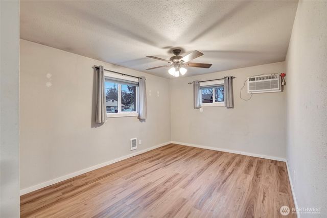 10915 Davisson Road SW, Lakewood, WA 98499