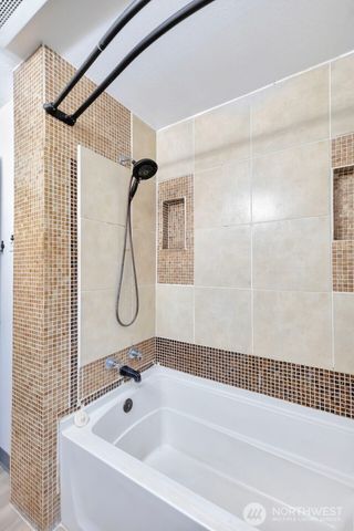 10915 Davisson Road SW, Lakewood, WA 98499