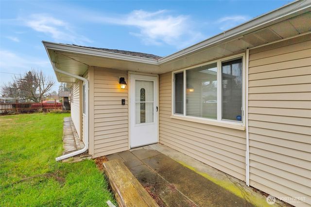 10915 Davisson Road SW, Lakewood, WA 98499