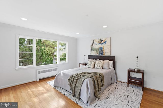 3138 JUNIPER LN, Falls Church, VA 22044
