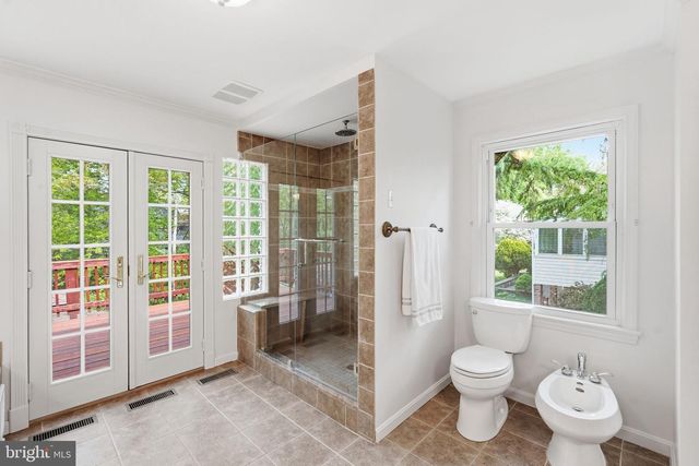 3138 JUNIPER LN, Falls Church, VA 22044
