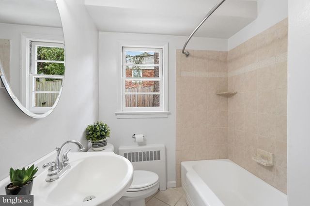 3138 JUNIPER LN, Falls Church, VA 22044