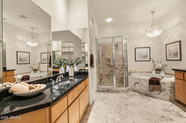 7249 E DEL ACERO Drive, Scottsdale, AZ 85258