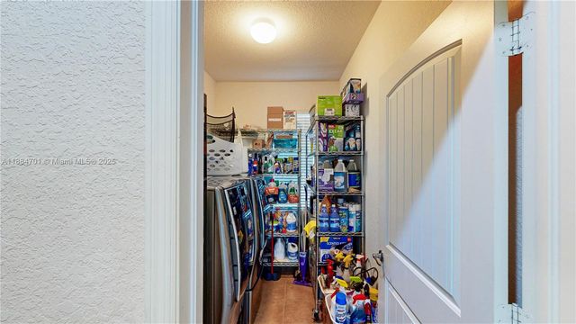 12922 SW 221st St, Miami, FL 33170