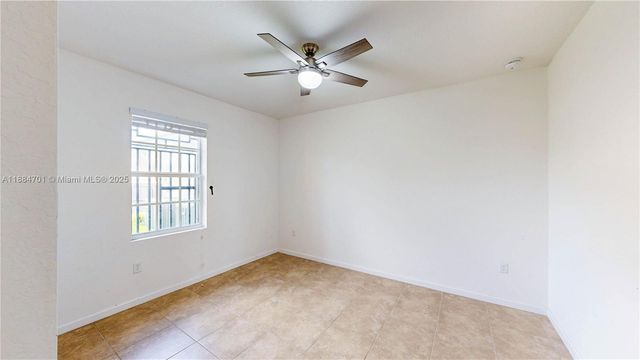 12922 SW 221st St, Miami, FL 33170