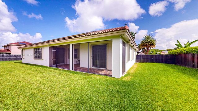 12922 SW 221st St, Miami, FL 33170