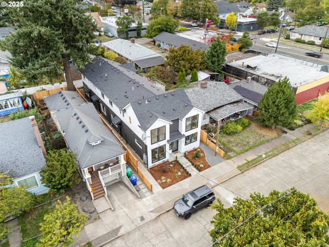 7387 N Mobile Ave, Portland, OR 97217