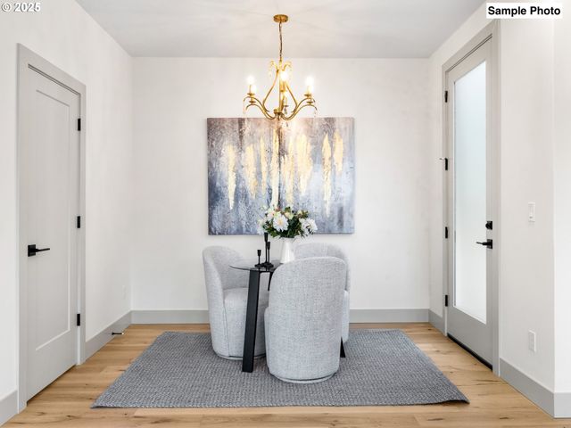 7387 N Mobile Ave, Portland, OR 97217