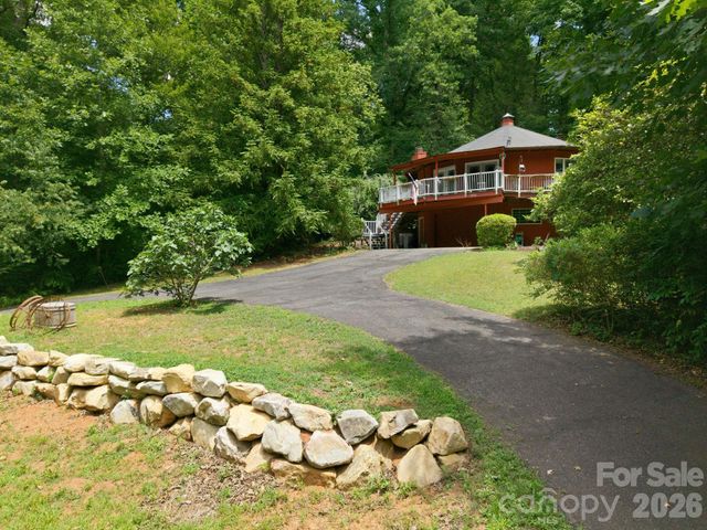 1332 Fairway Drive, Newton, NC 28658