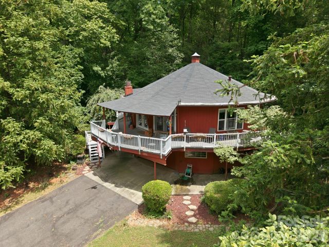 1332 Fairway Drive, Newton, NC 28658