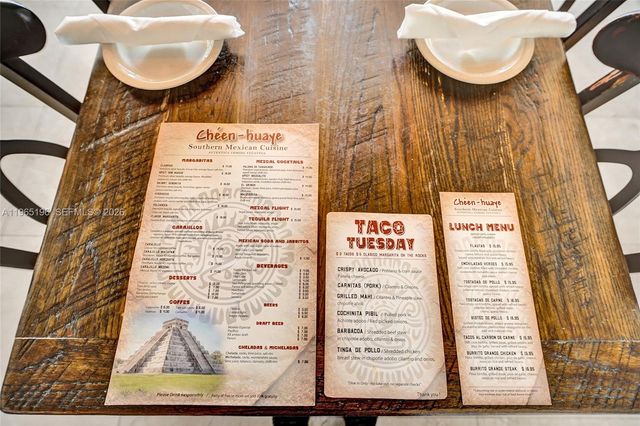 15400 Biscayne Blvd, North Miami, FL 33160