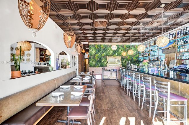 15400 Biscayne Blvd, North Miami, FL 33160