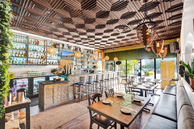 15400 Biscayne Blvd, North Miami, FL 33160