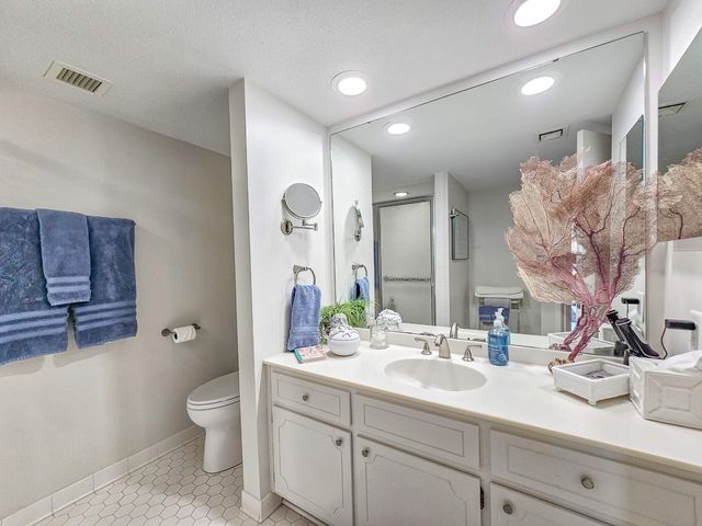 9650 Shore Dr Apt 1409, Myrtle Beach, SC 29572