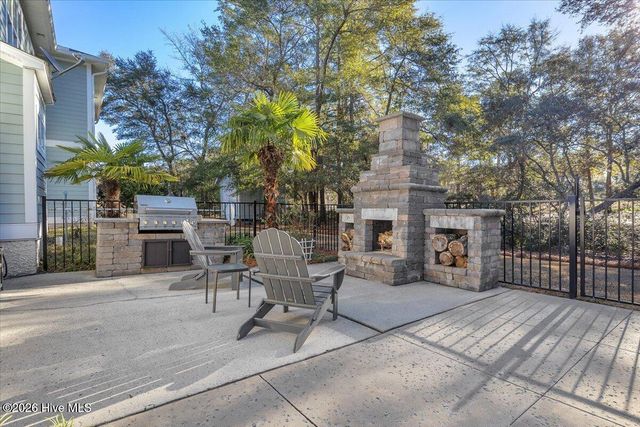 6509 River Vista Drive, Wilmington, NC 28412