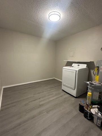 210 Hickory St, New Llano, LA 71461