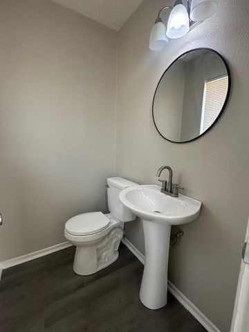 210 Hickory St, New Llano, LA 71461