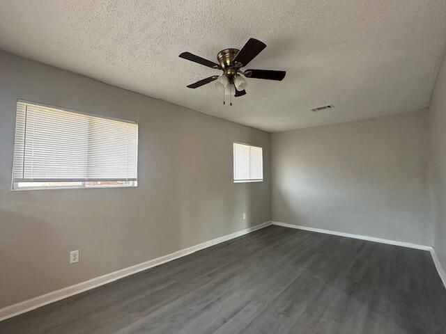 210 Hickory St, New Llano, LA 71461