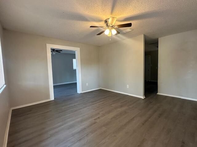 210 Hickory St, New Llano, LA 71461